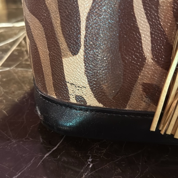 Louis Vuitton custom painted monogram Alma - Picture 3 of 9